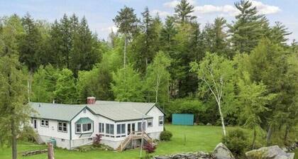 Lake Wentworth Estate: Unobstructed Sunset Views, Private Beach, Fire Pit, Lawn