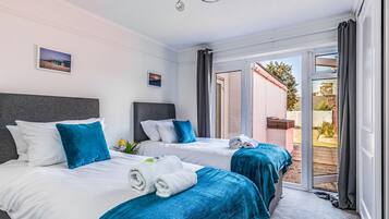 2 bedrooms, iron/ironing board, free WiFi, bed sheets