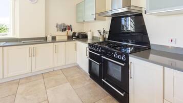 Microonde, forno, lavastoviglie