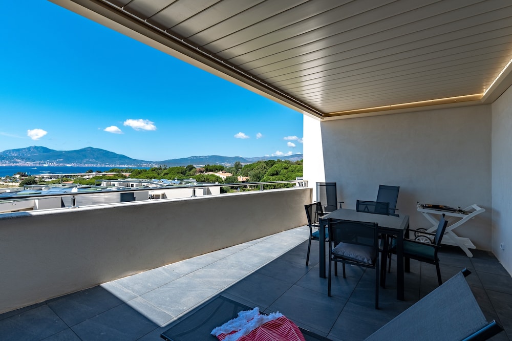 Vita - Two Bedroom Apartment, Sleeps 4