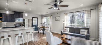 River Access | Fire Pit | BBQ | Deck | Sleeps 8