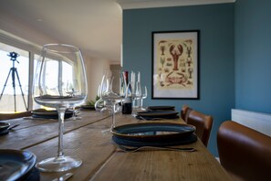 Dishwasher, cookware/dishes/utensils - Ayr Garden (St Ives)