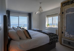 Individually decorated, individually furnished, cots/infant beds