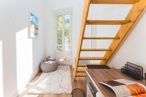 Interior - Magnificent renovated T5 in hypercentre (4 to 8 pers) (Marseille)