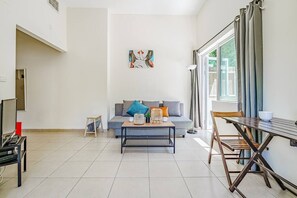 未分类图片，第 2 张，共 11 张，按钮