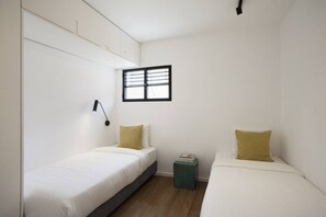 2 chambres, fer et planche à repasser, Wi-Fi, draps fournis