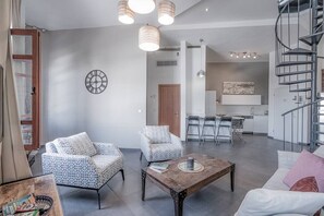 Uklassifisert bilde, 2 av 31, knapp