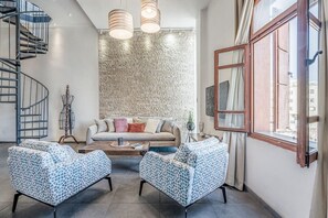 Uklassifisert bilde, 5 av 31, knapp