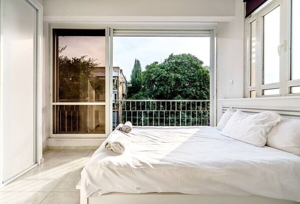 1 chambre, fer et planche à repasser, Wi-Fi, draps fournis