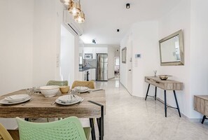 Uklassifisert bilde, 4 av 16, knapp