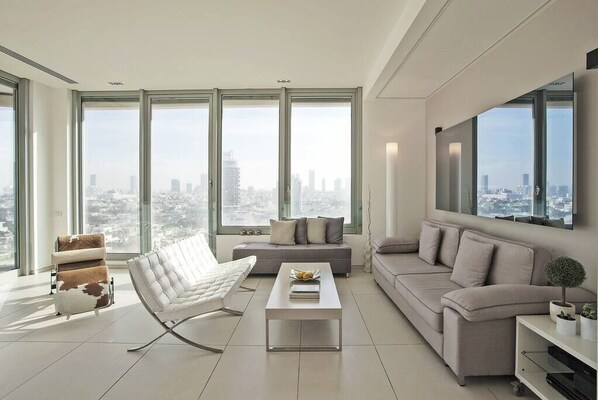 TV - Luxury 2BR in Frishman Tower SAFE ROOM ({{addressCityy}})