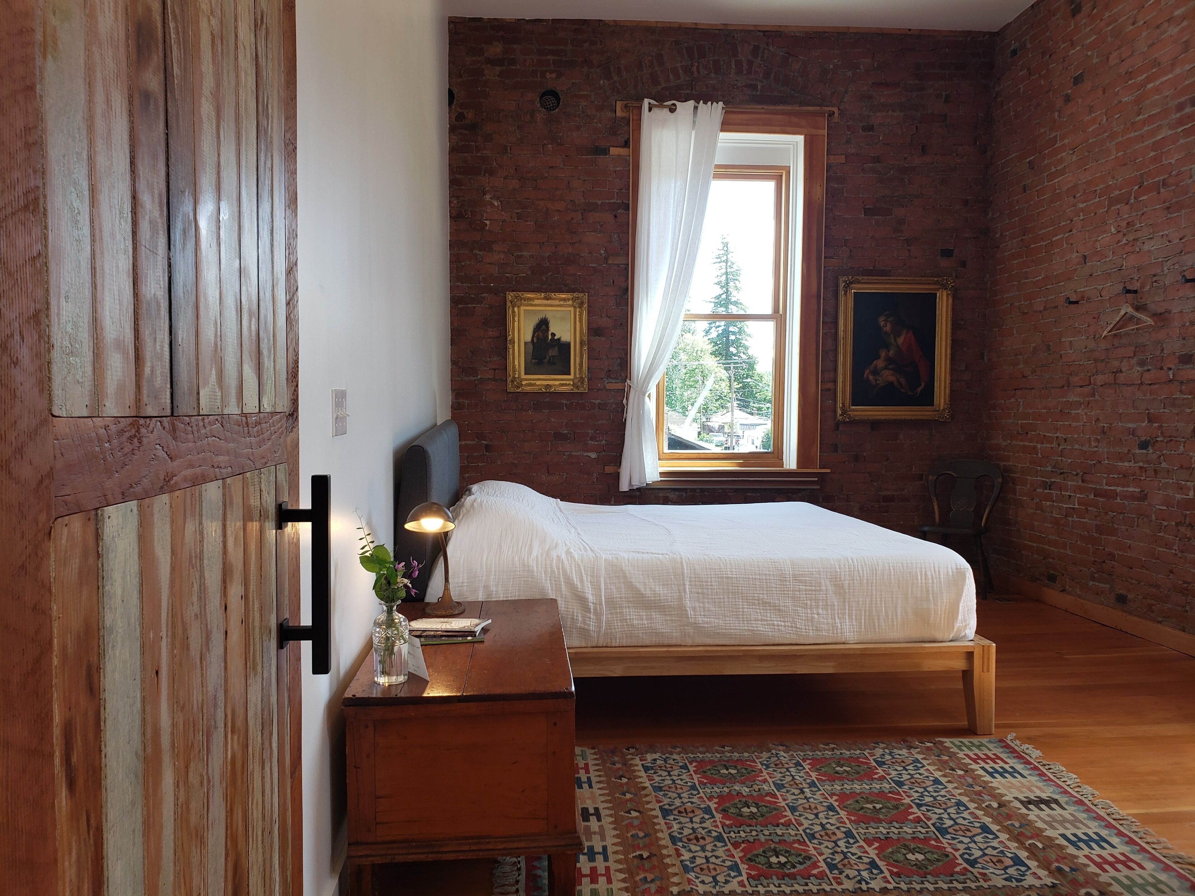 The Royal Block - Room 6