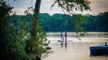 15 bedrooms, desk, iron/ironing board, travel crib