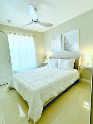 1 chambre, bureau, fer et planche à repasser, Wi-Fi