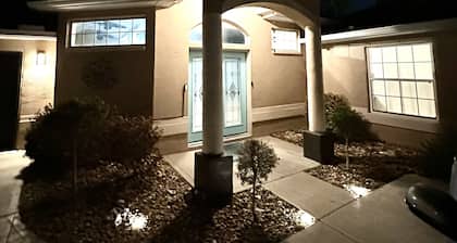 Comfortable Natural modern one bedroom Guesthouse