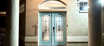 Comfortable Natural modern one bedroom Guesthouse