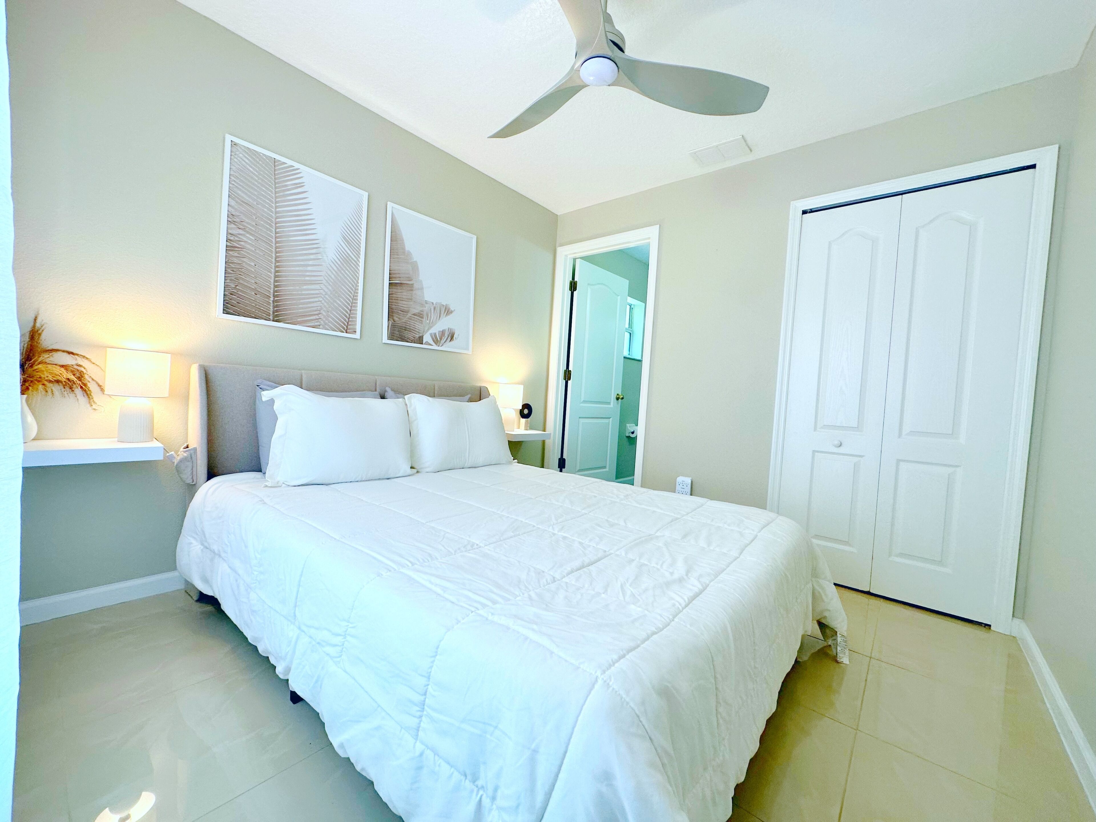 1 chambre, bureau, fer et planche à repasser, Wi-Fi