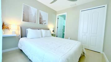 1 bedroom, desk, iron/ironing board, WiFi