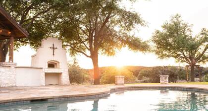 Luxury Ranch Retreat Pool, Sleeps 18