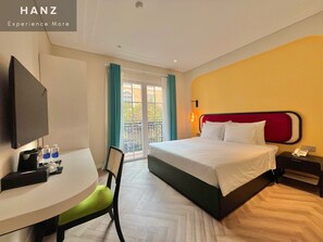 Superior Double Room | Egyptian cotton sheets, premium bedding, minibar, individually decorated - HANZ Sunset Hotel & Spa (Phu Quoc)