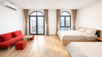 Superior-Dreibettzimmer | Bettwäsche aus ägyptischer Baumwolle, hochwertige Bettwaren, Minibar