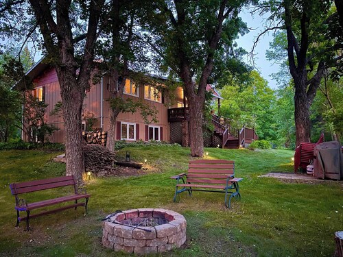 The Hill House at Turtle Lake