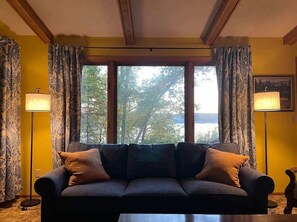 Televisor i oficines 