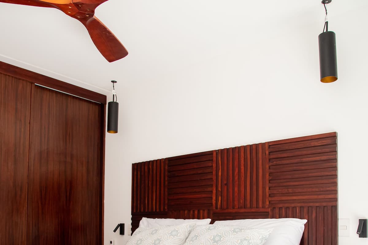 2 Schlafzimmer, Bettwäsche aus ägyptischer Baumwolle