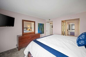 2 Schlafzimmer, Schreibtisch, Bügeleisen/Bügelbrett, WLAN