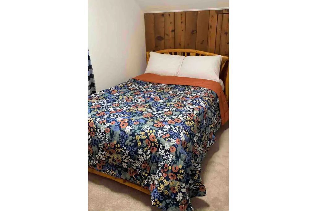 Restored log cabin in Ashford near Mt.Rainier