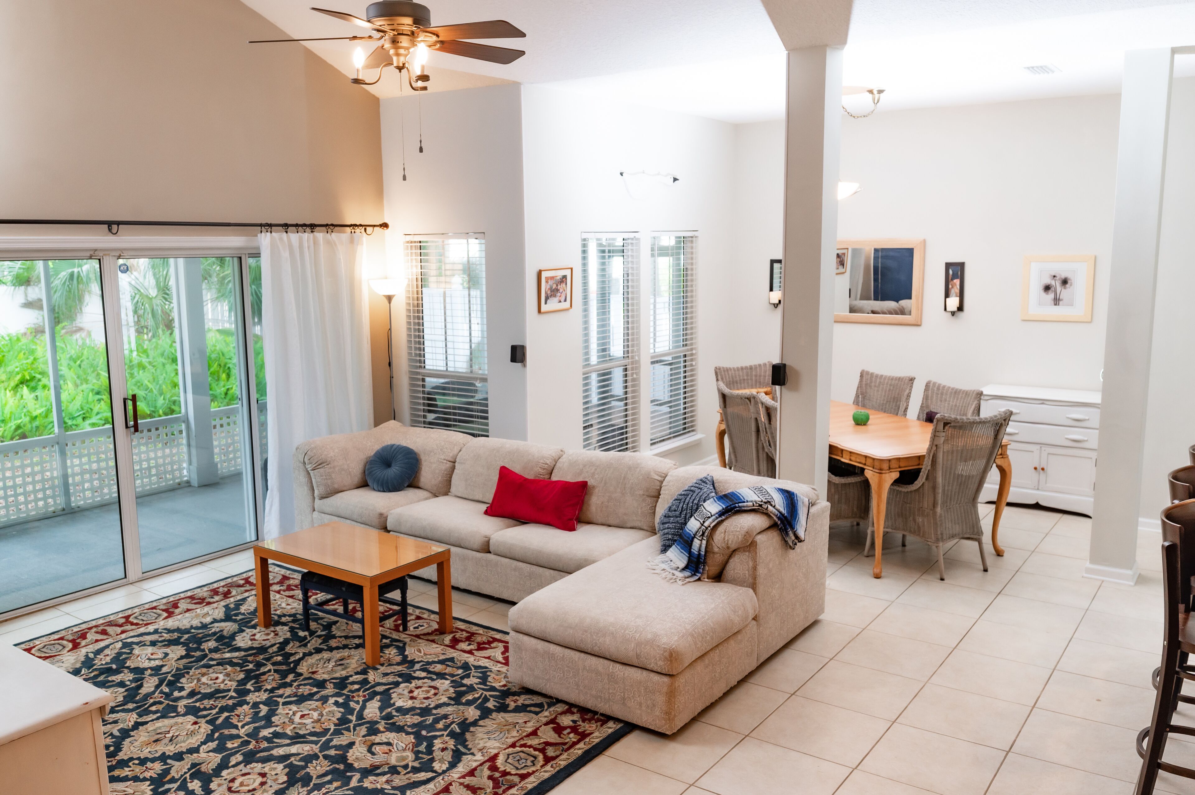 Lovely 3 bedroom 3 bath beach home on cul-de-sac