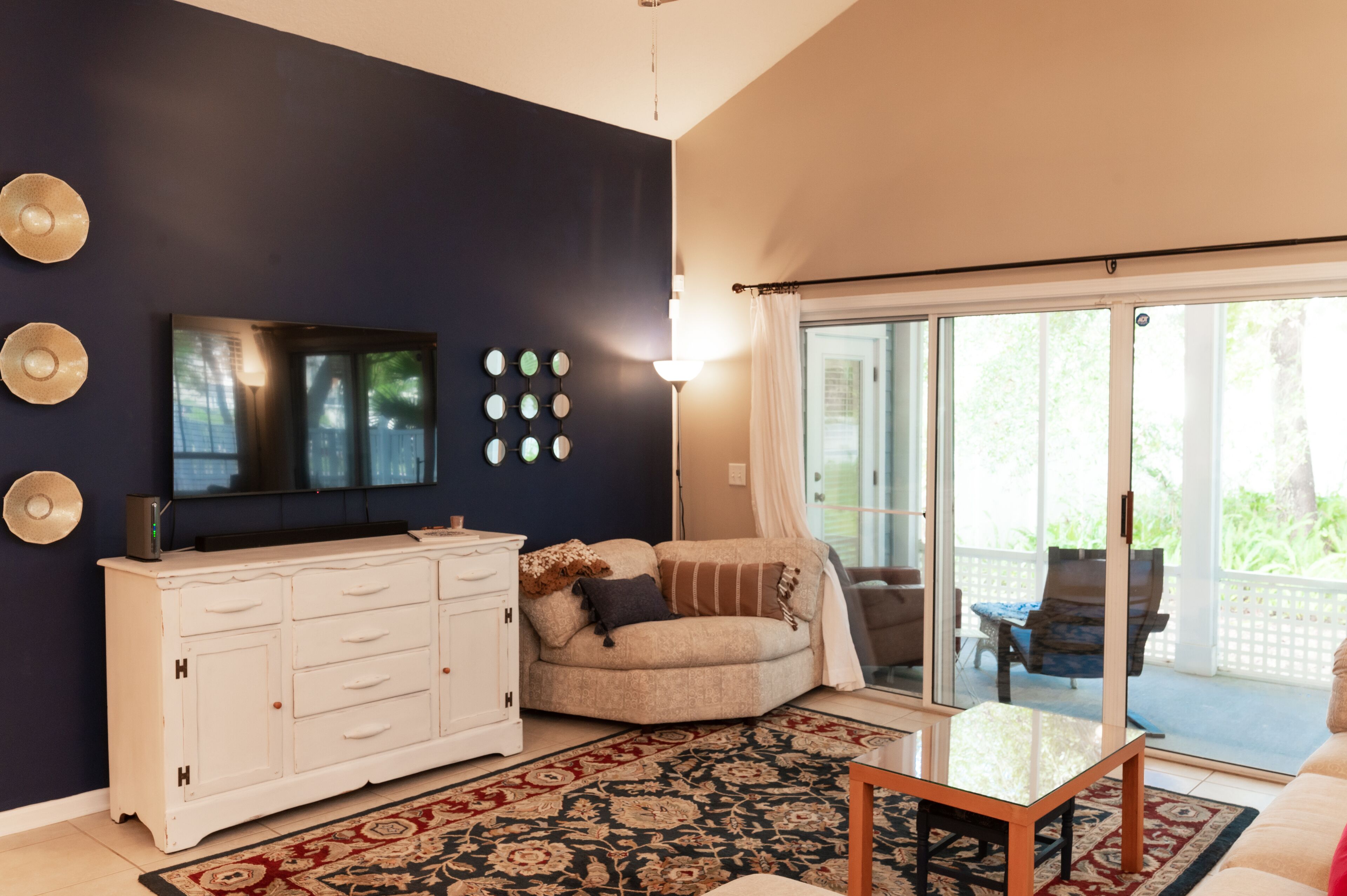 Lovely 3 bedroom 3 bath beach home on cul-de-sac