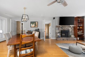 Dining - Wooded & Quiet, but Downtown. Spacious Home w/ Smokeless Fire Pit, Barrel Sauna (Bellaire)