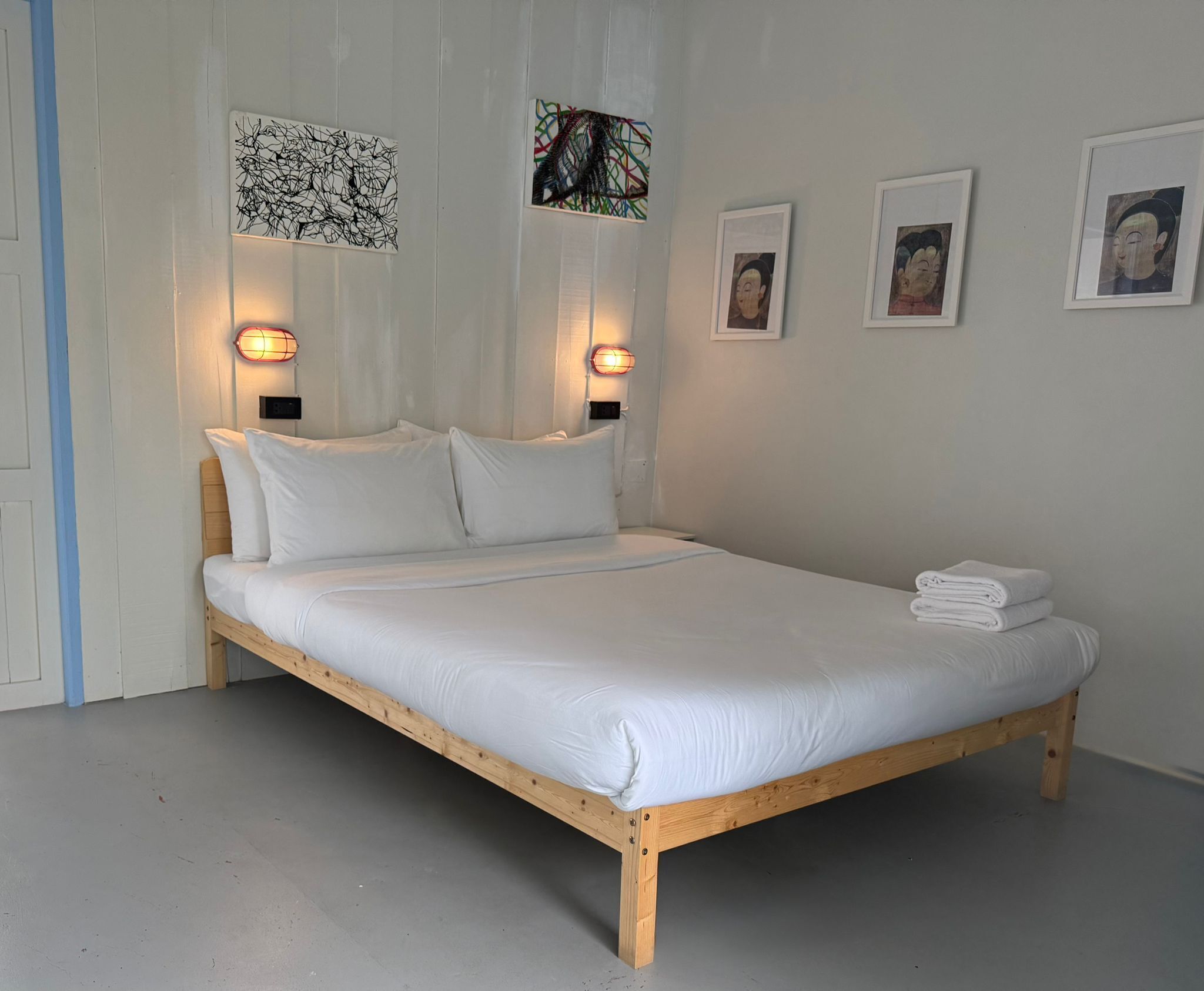 Camera Standard, 1 letto queen, non fumatori, bagno privato | Lenzuola
