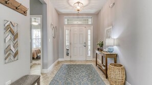 Interior - All the best family comforts at this very popular 5 bedroom home (Davenport)