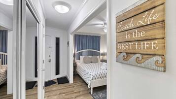 1 chambre, fer et planche à repasser, Wi-Fi gratuit, draps fournis