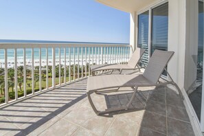 Property grounds - Serene Relaxation with Semi-Private Elevator at St. Maarten (Destin)