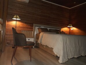 1 Schlafzimmer, BĂŒgeleisen/BĂŒgelbrett, kostenloses WLAN, BettwĂ€sche