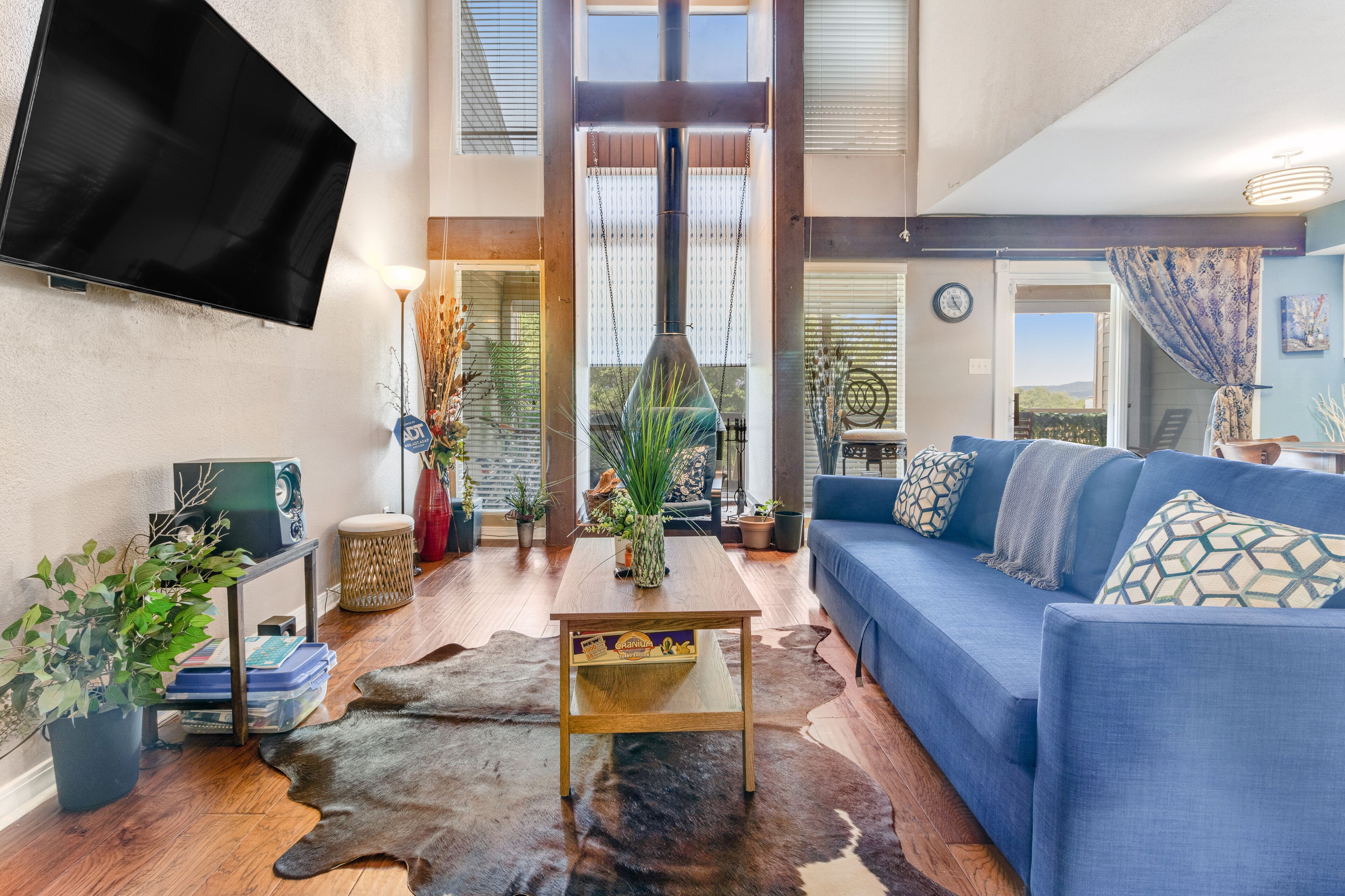 Lovely condo with central AC, private balcony & washer/dryer