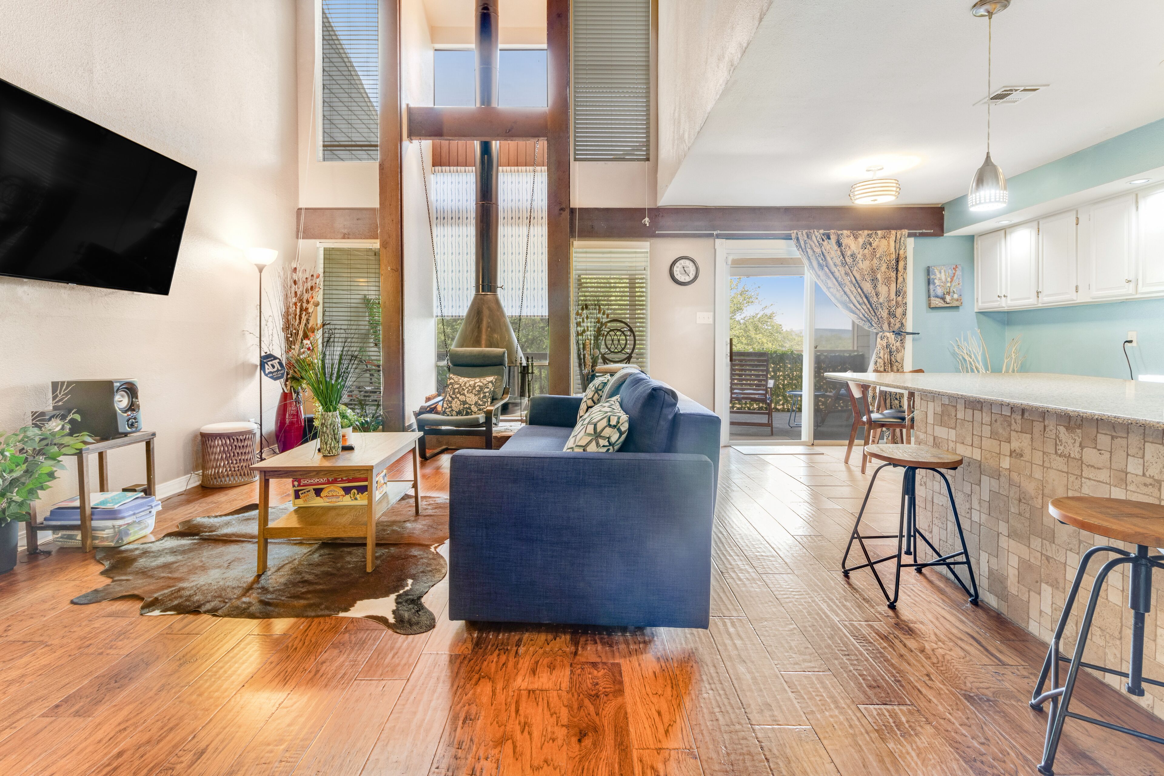 Lovely condo with central AC, private balcony & washer/dryer