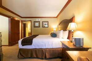 1 bedroom, desk, iron/ironing board, travel cot