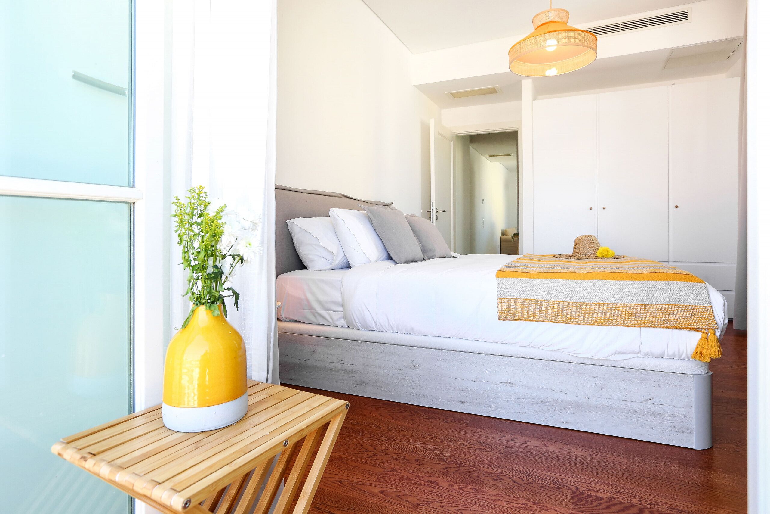 1 chambre, coffres-forts dans les chambres, fer et planche à repasser