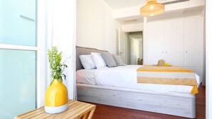 1 soverom, safe på rommet, strykejern/-brett og wi-fi (inkludert)
