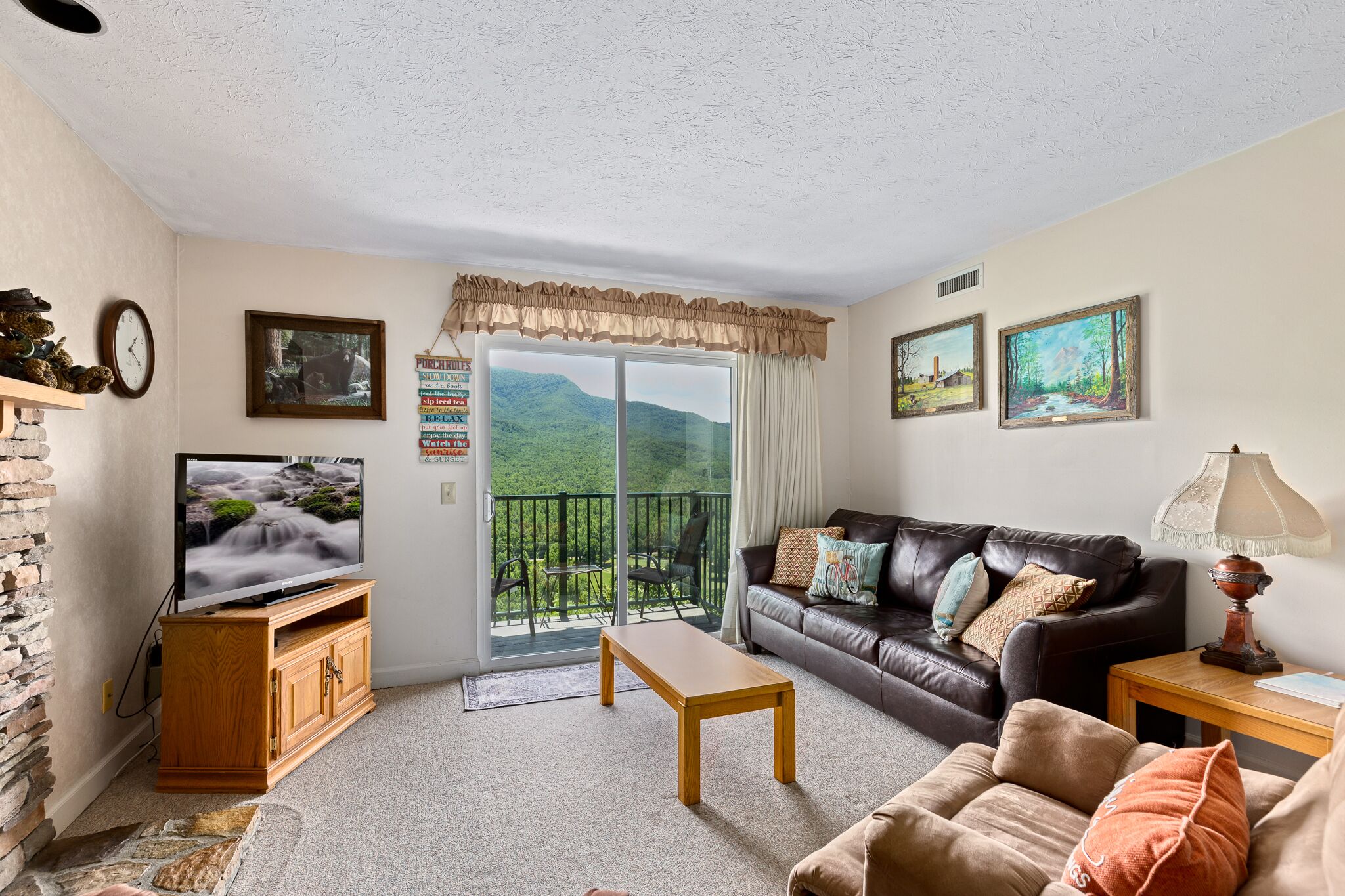 Deer Ridge C202 | Incredible Amenities, Near Golf!