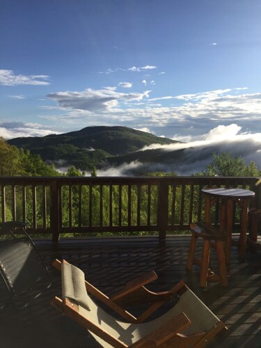 Morning Glory Cottage - Amazing Mountain Views with Total Privacy!