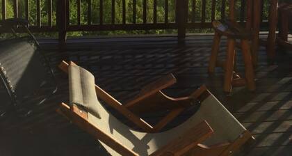 Morning Glory Cottage - Amazing Mountain Views with Total Privacy!