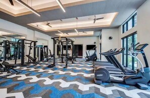 Fitness facility - Apartment @ The Star in Frisco (Frisco)