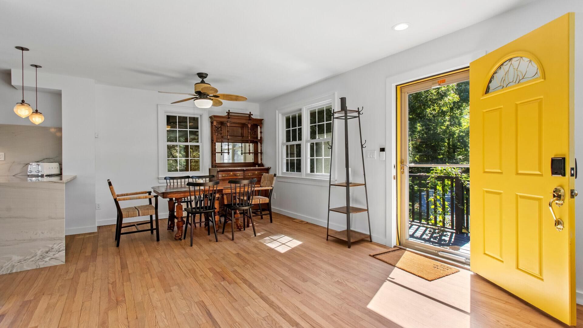 House, Multiple Beds (Shinnecock Cottage Chic) | Dining