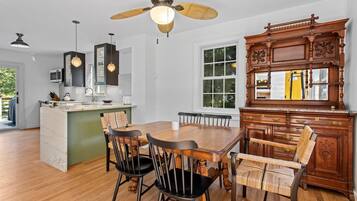 House, Multiple Beds (Shinnecock Cottage Chic) | Dining