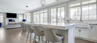 North Fork Waterfront Wonder